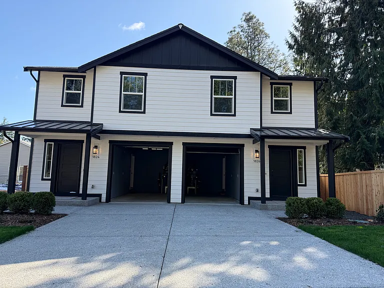 1824 Chipman St SE #A — Photo 3