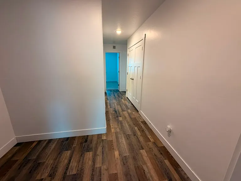 1674 E Talon Way — Photo 7