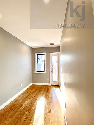 Rented by Nooklyn NYC LLC | media 10