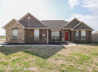 213 Adams St, Pea Ridge, AR 72751