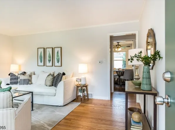 166 Franklin Ave, Maplewood Twp., NJ 07040