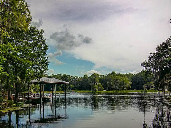 2nd image of 12106 Palmetto Ct