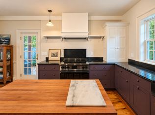 82 Prospect St, Newburyport, MA 01950