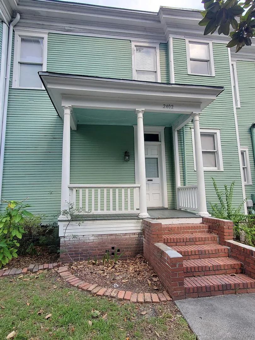 Half Off First Month's Rent! Beautiful 2 Bedroom/ 2 Bathroom in Savannah, GA — Photo 2