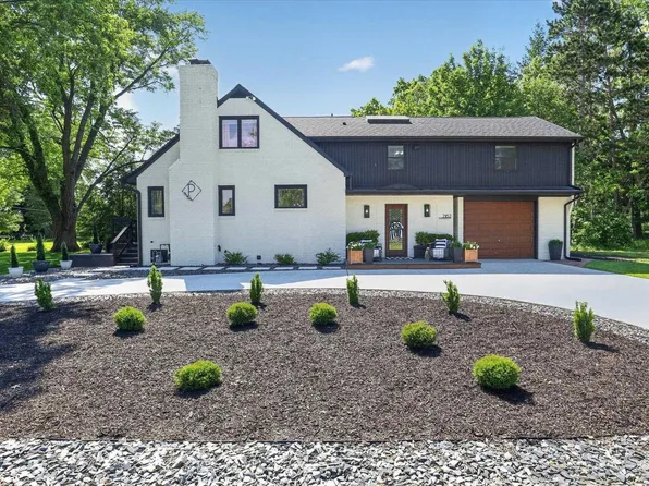 2162 E Jefferson Blvd, Mishawaka, IN 46545
