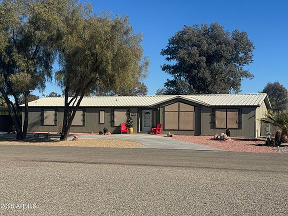 4th image of 39899 WYOMING Way