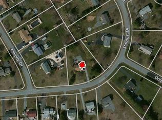 17 Stardust Dr, Newark, DE 19702