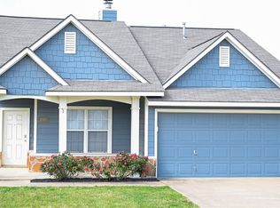 1001 Fallbrook Loop, College Station, TX 77845