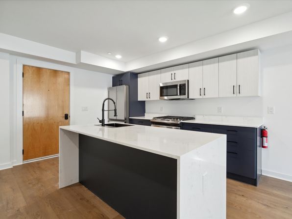 1951 Point Breeze Ave #302