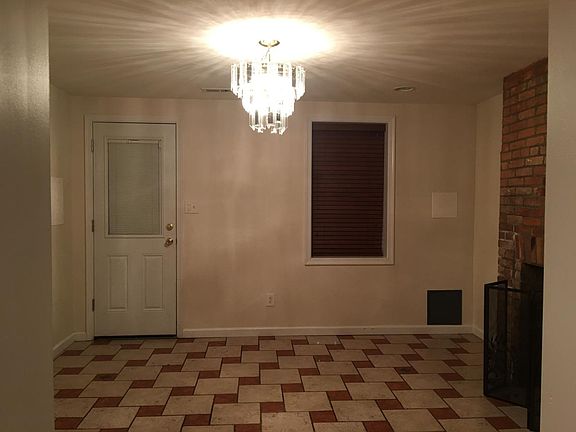 Dining room with gorgeous tile