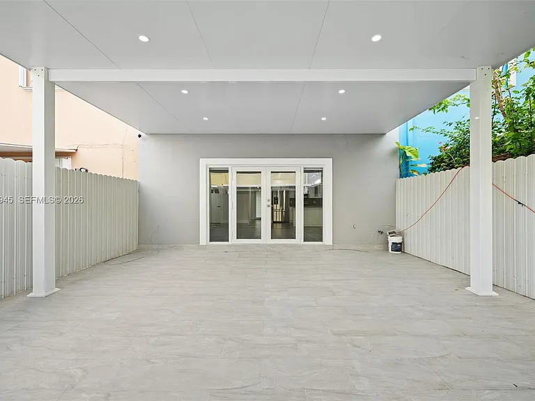 6832 W 2nd Ct — Photo 25