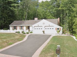 76 Rosewood Rd, Avon, CT 06001