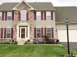 23 Saint Georgia Dr, Hanover, PA 17331