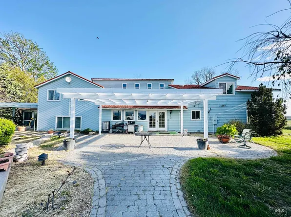 1049 Grand Ave, Nyssa, OR 97913