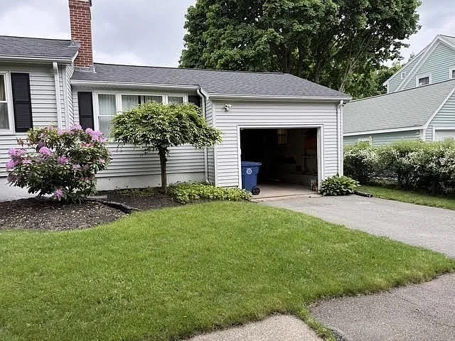 7 Puritan Rd — Photo 11