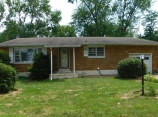 3020 Lawrence Rd, Quincy, IL 62301