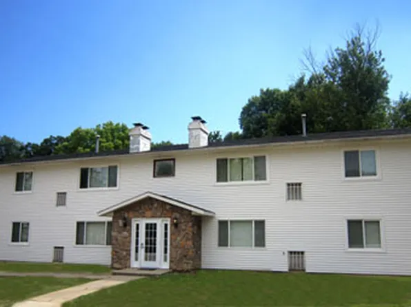 3545 E Ave Nw APT 12, Cedar Rapids, IA 52405