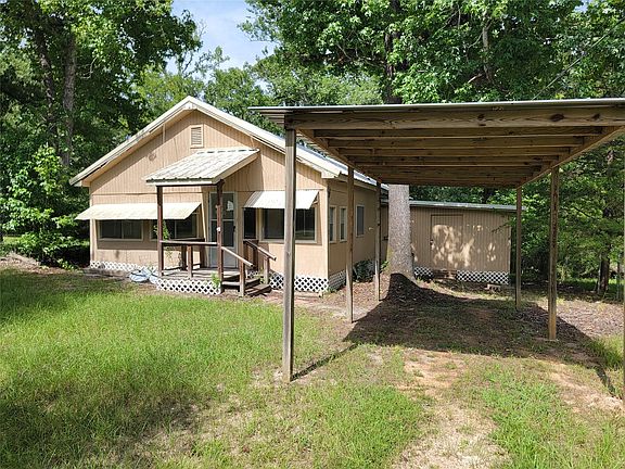 2nd image of 156 White Oak Cir