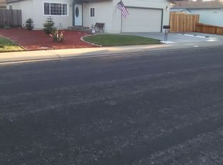 3216 Uranus Dr, Ceres, CA 95307