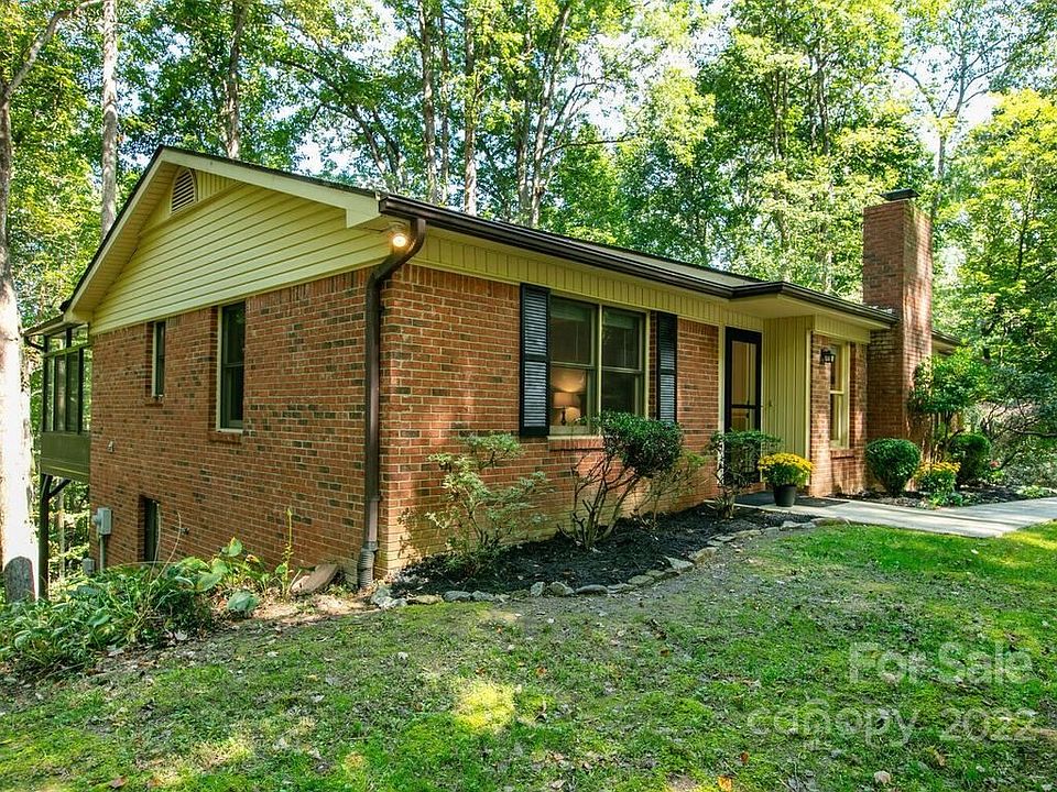 1st image of 237 Haywood Knolls Dr