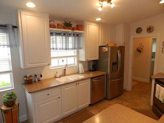 5th image of 28084 Boccaccio Way
