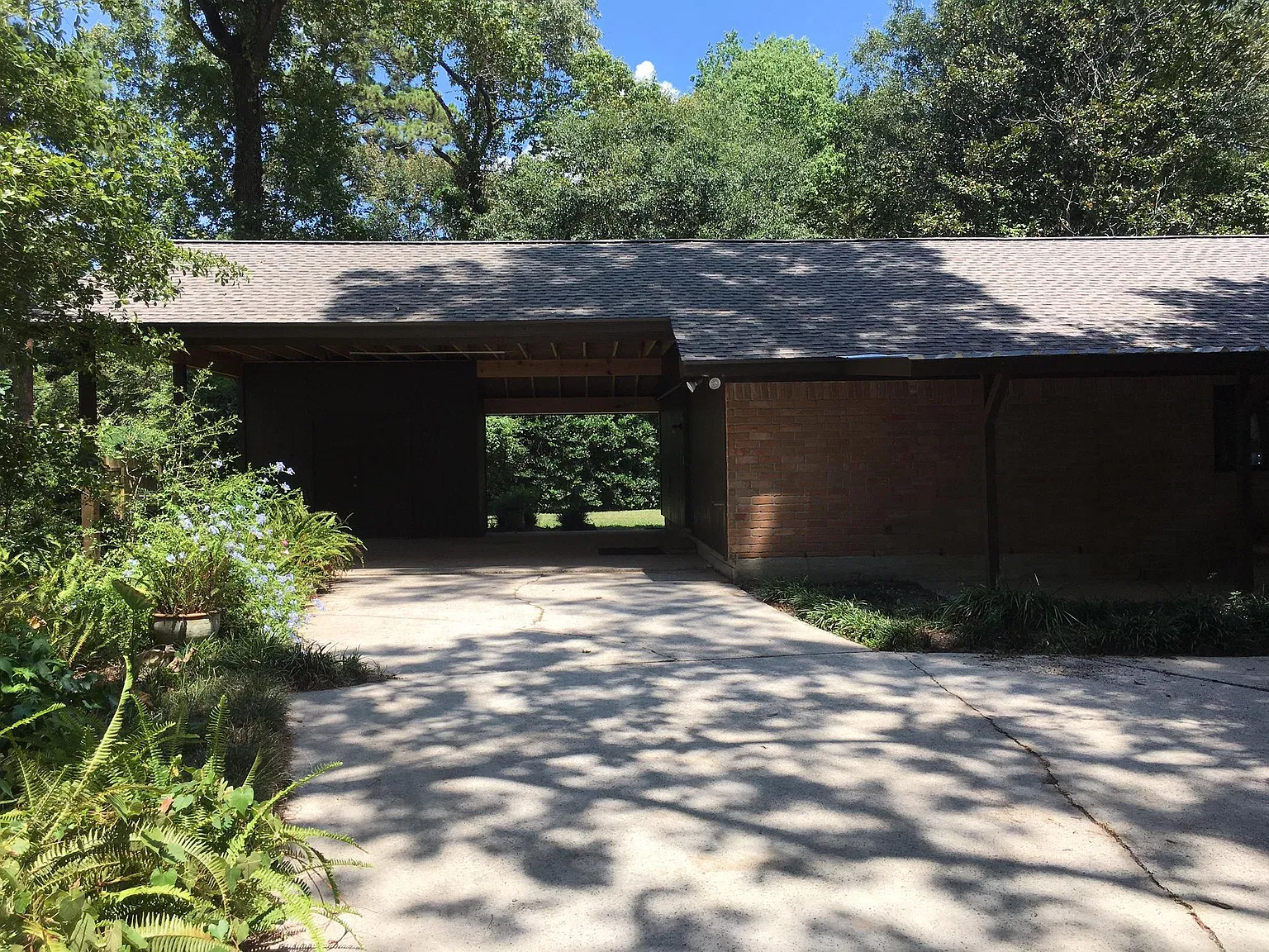 2 bed, 1688 sqft, $1,685 — Photo 3