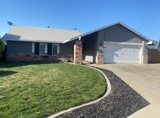 7517 Vixen Ct, Hughson, CA 95326