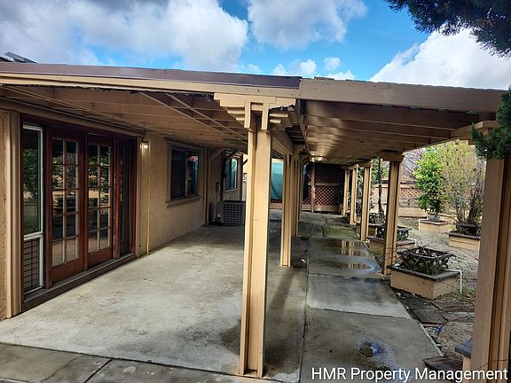 3rd image of 25782 Amapolas St