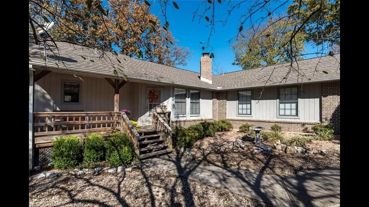 3 bed, 1461 sqft, $1,850 — Photo 1