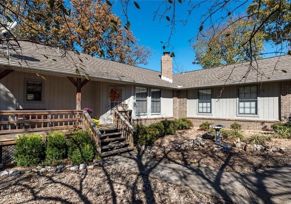 1st image of 54 Taylor Dr