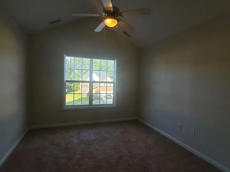 213 Kristin Ave — Photo 30