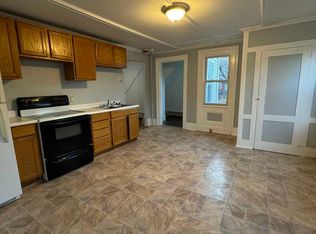 218 State St #1B, Northampton, MA 01060