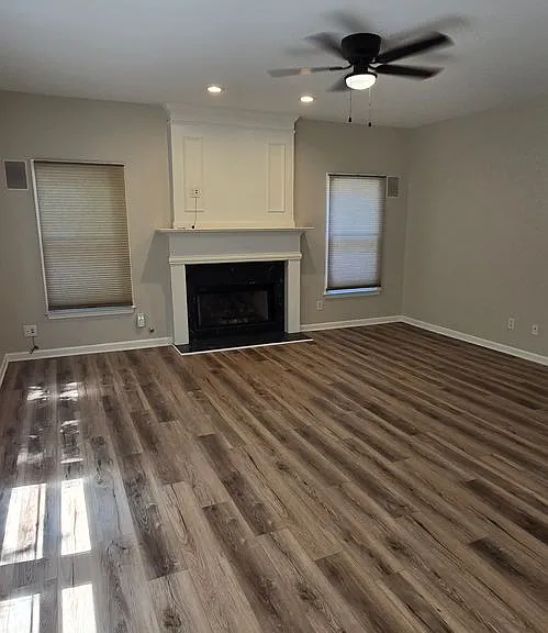 174 Ennisbrook Dr SE — Photo 57