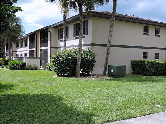 3rd image of 19505 Quesada Ave #A