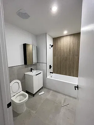 Rented by Aron Fried, LREB | media 6