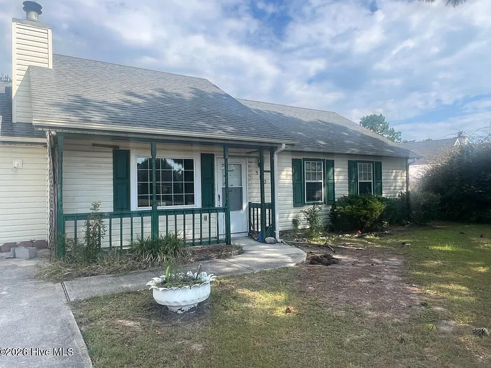 502 McFadyen Cir