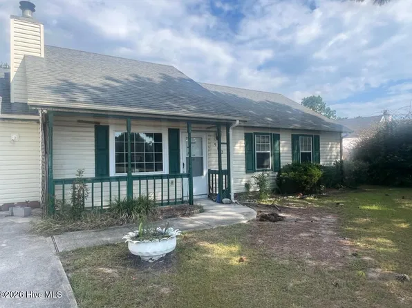 502 McFadyen Cir, Hubert, NC 28539
