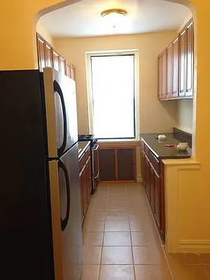 Rented by Lang Realty LLC | media 18