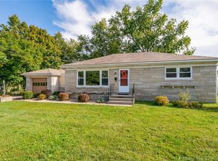 932 Monroe St, Charlestown, IN 47111
