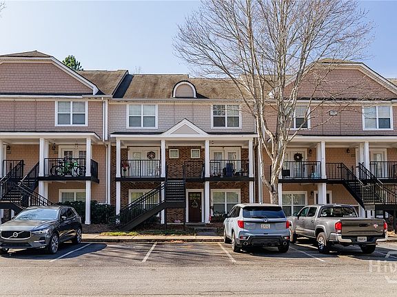 2nd image of 1035 Barnett Shoals Road #725