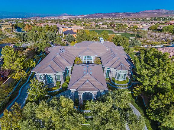 4th image of 20 Highland Creek Dr