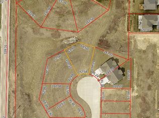 13 St Andrews Ct, Treynor, IA 51575