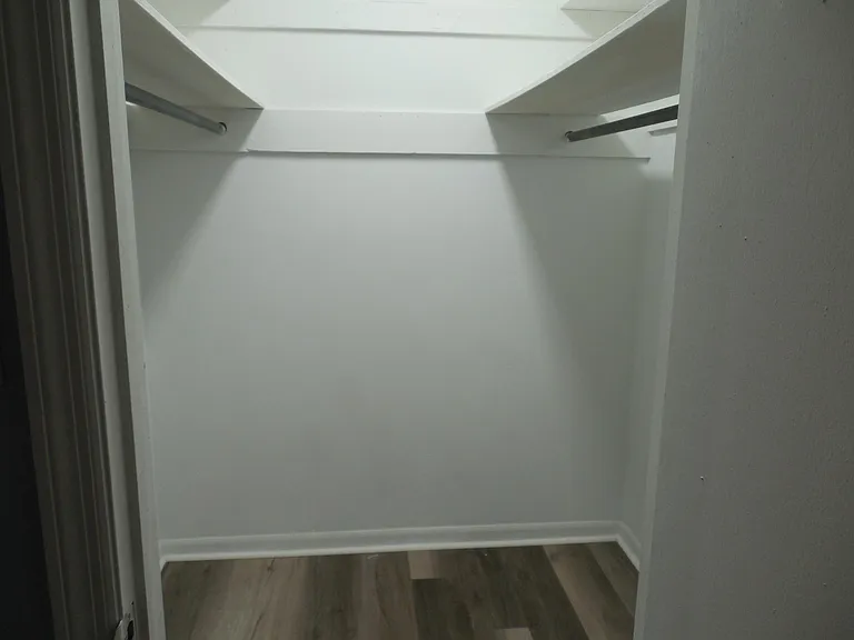 107 Springlakes Cir — Photo 13
