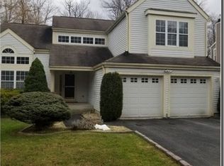 223 High Ridge Ct, Yorktown Heights, NY 10598