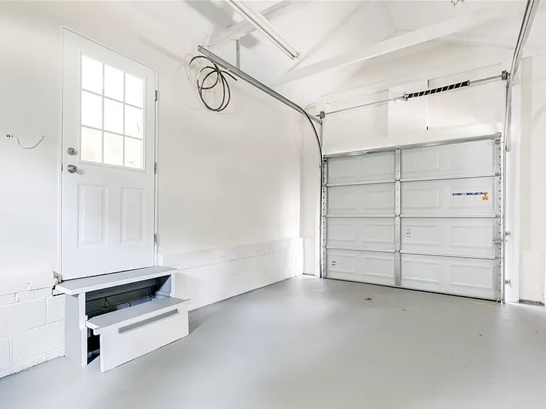 4321 N Huguenot Rd — Photo 14