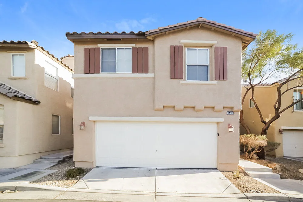 4 bed, 2.5 bath, 1982 sqft, $2,310 — Photo 1