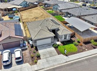 1148 Summit Ct, Madera, CA 93638
