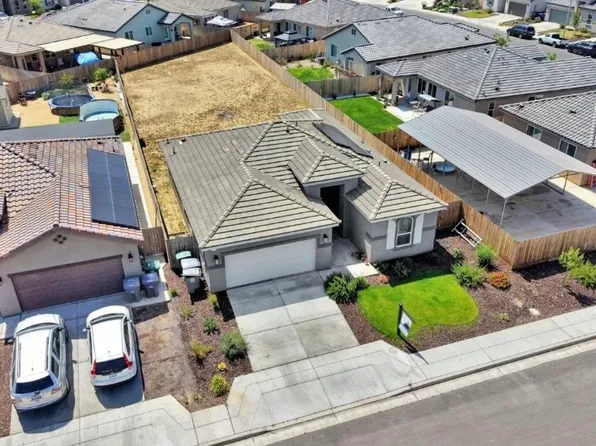 1148 Summit Ct, Madera, CA 93638