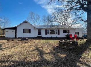 2260 Lick Creek Rd, Big Sandy, TN 38221
