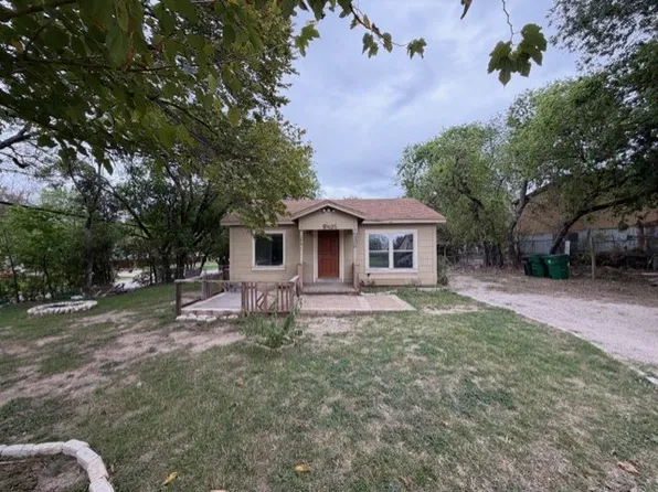 5401 Flagstone Dr, Fort Worth, TX 76114